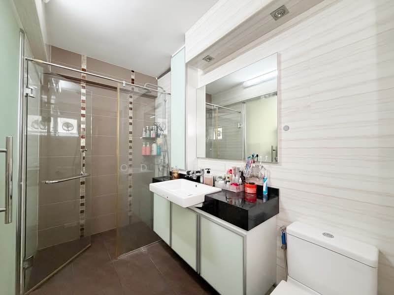 533 Hougang Avenue 6, 533 Hougang Avenue 6, 4 Bedrooms, 1,560 sqft, HDB Flat For Sale, by Odele Lin, 500153378 - Bathroom - PropertyGuru.com.sg