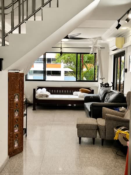 408 Fajar Road, 408 Fajar Road, 4 Bedrooms, 1,571 sqft, HDB Flat For Sale, by George Tan, 500153381 - Living Room - PropertyGuru.com.sg