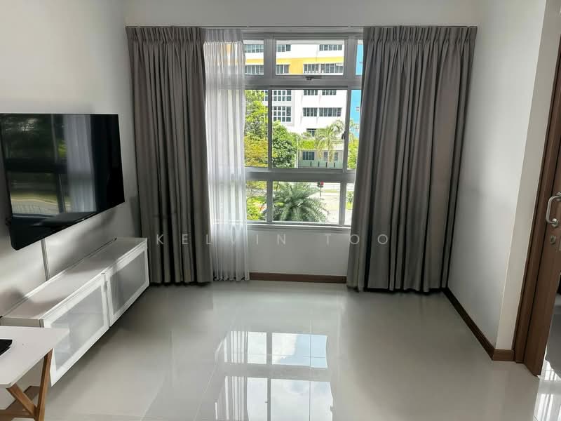 421B Northshore Drive, 421B Northshore Drive, 1 Bedroom, 409 sqft, HDB Flat For Sale, by Kelvin Too, 500153389 - Living Room - PropertyGuru.com.sg