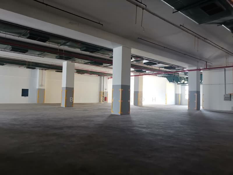 B2 Warehouse @ West Coast Highway - Many Loading Bays, , 23,000 sqft, Warehouse For Rent, by Betsy Loh, 500153392 - Interior - CommercialGuru.com.sg