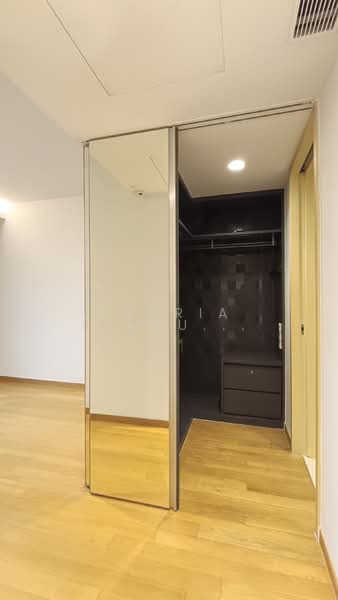 Cairnhill Nine, 15 Cairnhill Road, 2 Bedrooms, 1,044 sqft, Condominium For Sale, by Andria (Tanuwijaya), 500153394 - Interior - PropertyGuru.com.sg