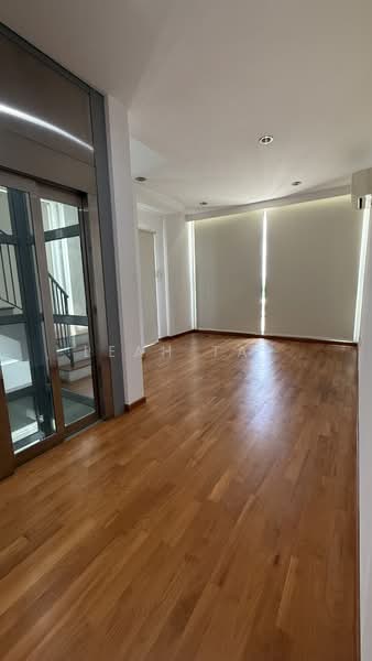 Ponggol Twenty Fourth Avenue, Punggol Twenty Fourth Avenue, 6 Bedrooms, 5,000 sqft, Detached House For Rent, by Leah Tay, 500153396 - Interior - PropertyGuru.com.sg