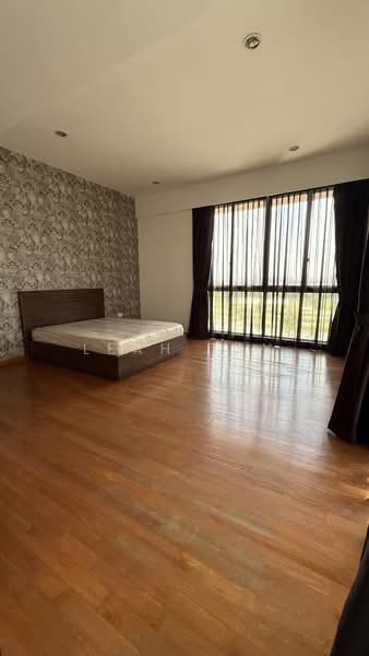 Ponggol Twenty Fourth Avenue, Punggol Twenty Fourth Avenue, 6 Bedrooms, 5,000 sqft, Detached House For Rent, by Leah Tay, 500153396 - Bedroom - PropertyGuru.com.sg