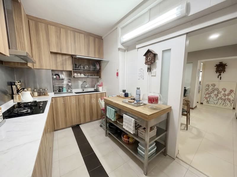 1 Pine Close, 1 Pine Close, 3 Bedrooms, 1,184 sqft, HDB Flat For Sale, by Desiree Leung, 500153398 - Kitchen - PropertyGuru.com.sg