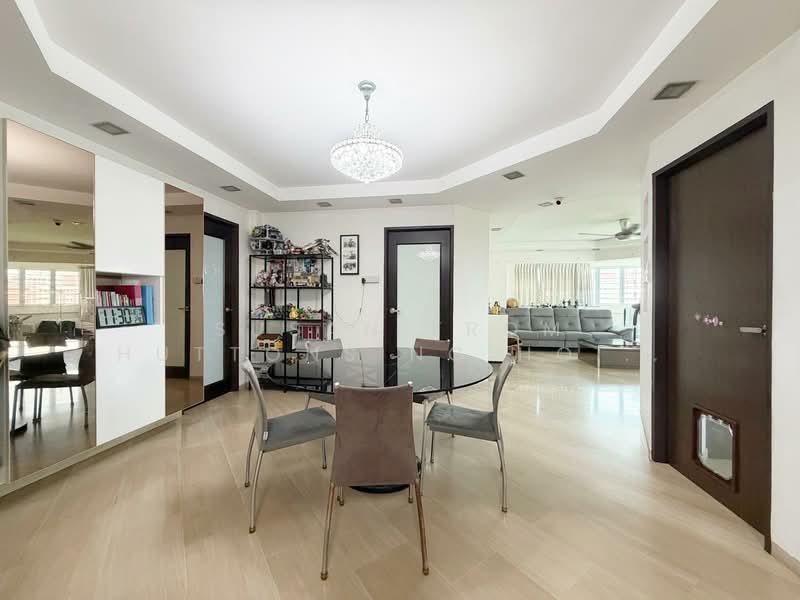 533 Hougang Avenue 6, 533 Hougang Avenue 6, 4 Bedrooms, 1,560 sqft, HDB Flat For Sale, by Susan From HUTTONS Ng Hong Eng, 500153419 - Living Room - PropertyGuru.com.sg
