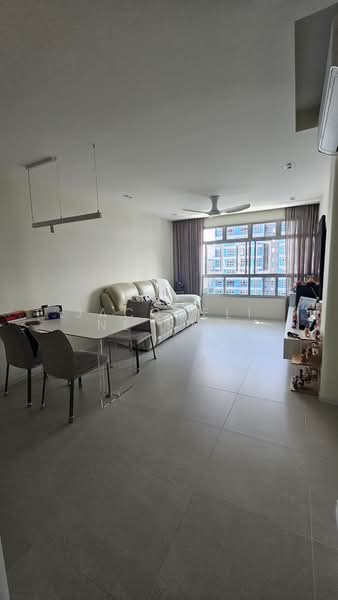 268A Toa Payoh East, 268A Toa Payoh East, Room Rental, 150 sqft, HDB Flat For Rent, by Jacqueline Sng, 500153424 - Living Room - PropertyGuru.com.sg