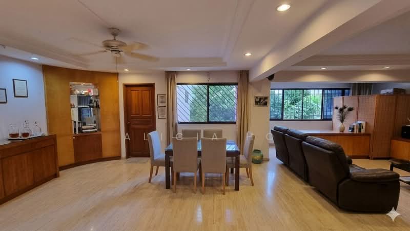 366 Bukit Batok Street 31, 366 Bukit Batok Street 31, 3 Bedrooms, 1,550 sqft, HDB Flat For Sale, by Alicia Ho, 500153427 - Living Room - PropertyGuru.com.sg