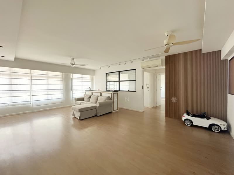 440D Bukit Batok West Avenue 8, 440D Bukit Batok West Avenue 8, 3 Bedrooms, 1,206 sqft, HDB Flat For Rent, by Andy Tan 陈志豪, 500153443 - Living Room - PropertyGuru.com.sg
