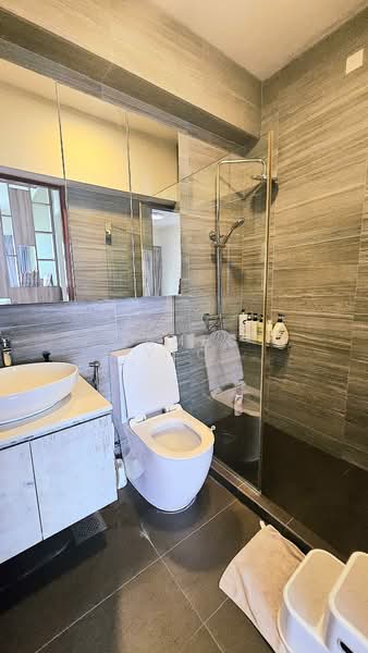 665B Punggol Drive, 665B Punggol Drive, 3 Bedrooms, 1,001 sqft, HDB Flat For Sale, by James Yeo, 500153449 - Bathroom - PropertyGuru.com.sg