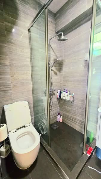 665B Punggol Drive, 665B Punggol Drive, 3 Bedrooms, 1,001 sqft, HDB Flat For Sale, by James Yeo, 500153449 - Bathroom - PropertyGuru.com.sg