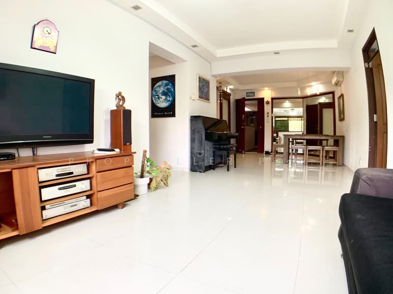 291 Bishan Street 24, 291 Bishan Street 24, 3 Bedrooms, 1,098 sqft, HDB Flat For Rent, by Wes Teo, 500153450 - Living Room - PropertyGuru.com.sg