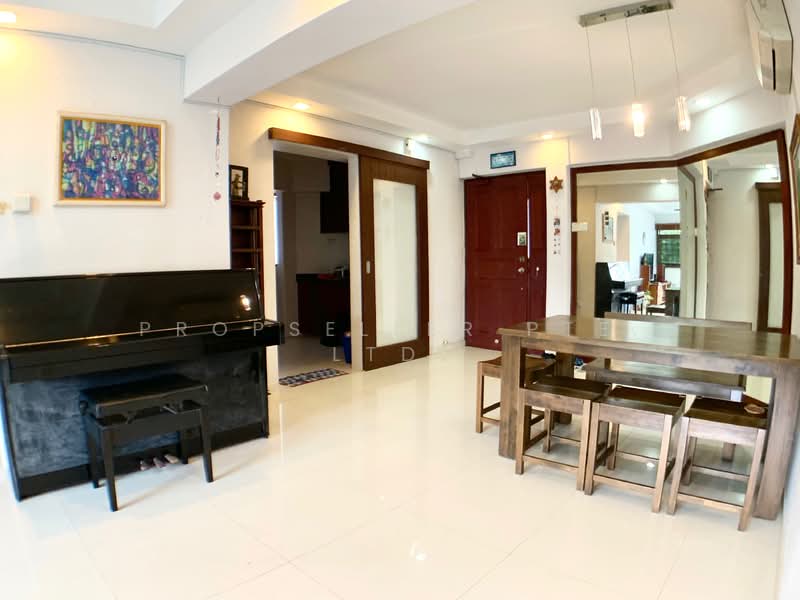 291 Bishan Street 24, 291 Bishan Street 24, 3 Bedrooms, 1,098 sqft, HDB Flat For Rent, by Wes Teo, 500153450 - Living Room - PropertyGuru.com.sg
