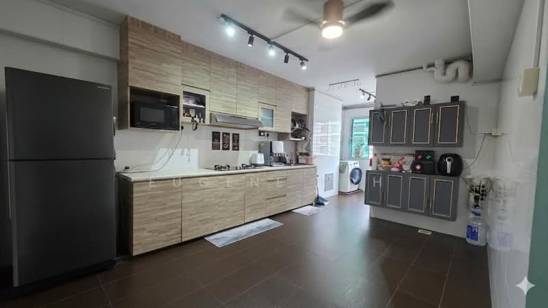 152 Yung Ho Road, 152 Yung Ho Road, 3 Bedrooms, 1,119 sqft, HDB Flat For Sale, by Eugene Koh, 500153452 - Kitchen - PropertyGuru.com.sg