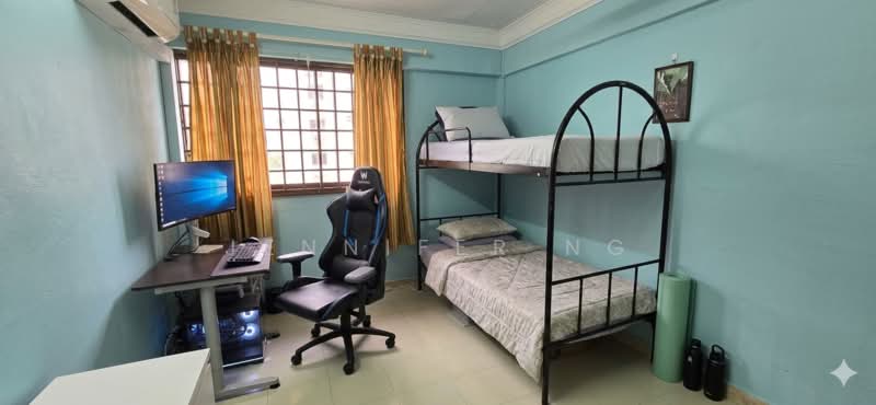 406 Hougang Avenue 10, 406 Hougang Avenue 10, 3 Bedrooms, 979 sqft, HDB Flat For Sale, by Jennifer Ng, 500153454 - Bedroom - PropertyGuru.com.sg