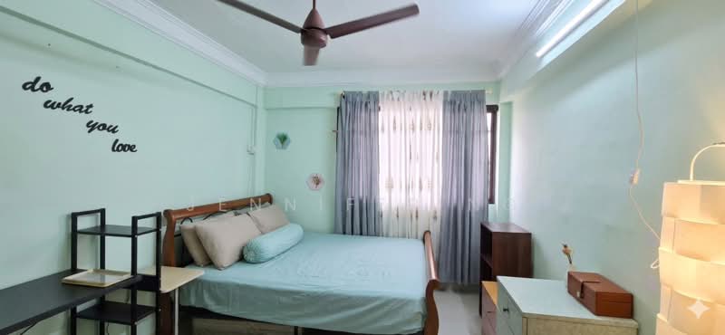 406 Hougang Avenue 10, 406 Hougang Avenue 10, 3 Bedrooms, 979 sqft, HDB Flat For Sale, by Jennifer Ng, 500153454 - Bedroom - PropertyGuru.com.sg