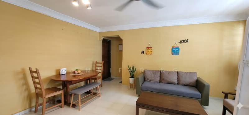 406 Hougang Avenue 10, 406 Hougang Avenue 10, 3 Bedrooms, 979 sqft, HDB Flat For Sale, by Jennifer Ng, 500153454 - Living Room - PropertyGuru.com.sg
