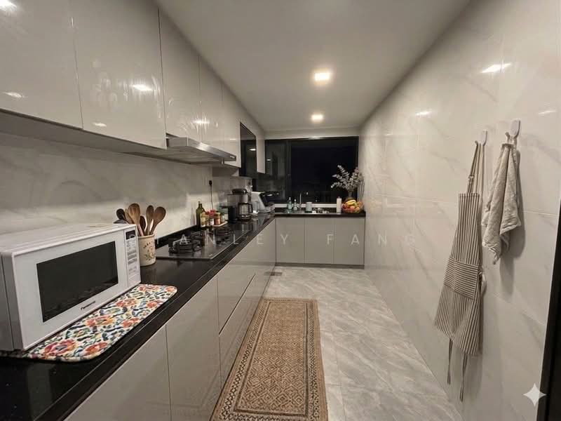 Jalan Pelatok, , 5 Bedrooms, 4,350 sqft, Terraced House For Sale, by Stanley Fang, 500153455 - Kitchen - PropertyGuru.com.sg