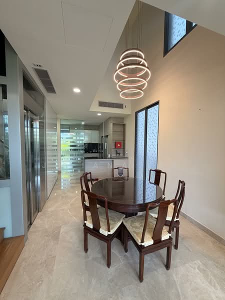 Belgravia Villas, 200 Ang Mo Kio Avenue 5, 5 Bedrooms, 3,961 sqft, Cluster House For Sale, by Juliana Lee, 500153460 - Dining Room - PropertyGuru.com.sg