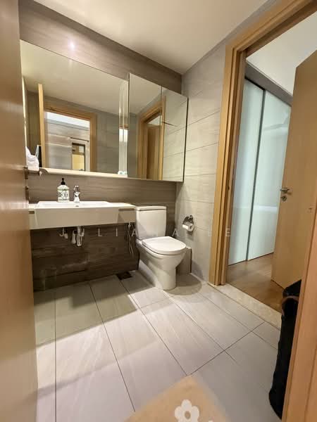 Belgravia Villas, 200 Ang Mo Kio Avenue 5, 5 Bedrooms, 3,961 sqft, Cluster House For Sale, by Juliana Lee, 500153460 - Bathroom - PropertyGuru.com.sg