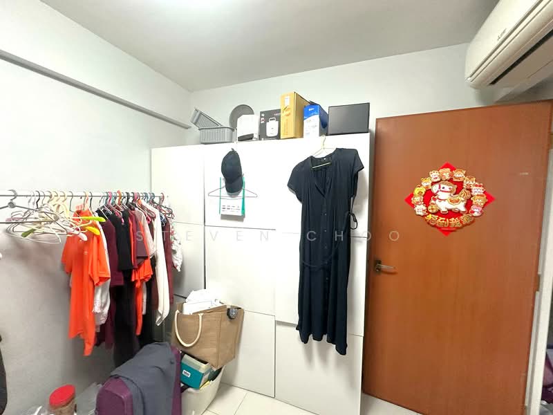932A Hougang Avenue 9, 932A Hougang Avenue 9, Room Rental, 120 sqft, HDB Flat For Rent, by Steven Choo, 500153464 - Interior - PropertyGuru.com.sg
