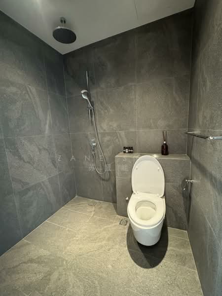 Brand New MUJI-Style 1B1B for Rent Right Beside Newton MRT (6-8mins Walk), 25 Gilstead Road, 1 Bedroom, 400 sqft, Conservation House For Rent, by Zane Soo 苏昱能, 500153469 - Bathroom - PropertyGuru.com.sg