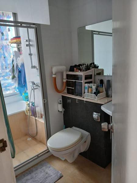 Kerrisdale, 30 Sturdee Road, Farrer Park / Serangoon Rd, 3 Bedrooms, 1,259 sqft, Condominium For Sale, by Koo Chee Li, 500153477 - Bathroom - PropertyGuru.com.sg
