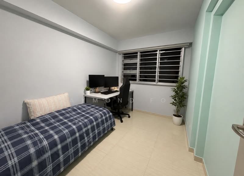 446A Bukit Batok West Avenue 8, 446A Bukit Batok West Avenue 8, 3 Bedrooms, 1,216 sqft, HDB Flat For Sale, by Raymond Foo, 500153494 - Bedroom - PropertyGuru.com.sg