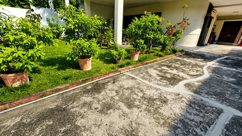 🌟 🏡Rare! 2Storey Semi-Detached House At Goodman Estate! Call Sylvia 9625 5221 To View! 🏡🌟, Bournmouth Road, Poole Road, Katong Road, Goodman Estate, 4 Bedrooms, 3,000 sqft, Semi-Detached House For Sale, by Sylvia Lau, 500153501 - Exterior - PropertyGuru.com.sg