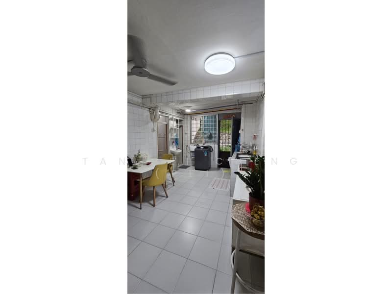 167 Stirling Road, 167 Stirling Road, 2 Bedrooms, 645 sqft, HDB Flat For Sale, by Tan Pei Cheng (Pei), 500153516 - PropertyGuru.com.sg
