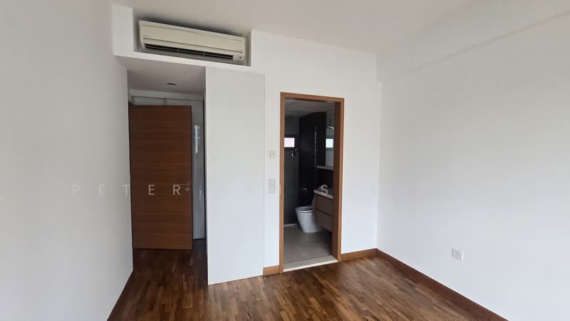 Woodhaven, 71 Woodgrove Avenue, 3 Bedrooms, 1,119 sqft, Condominium For Sale, by Peter Tan Sze Wee, 500153517 - Bathroom - PropertyGuru.com.sg
