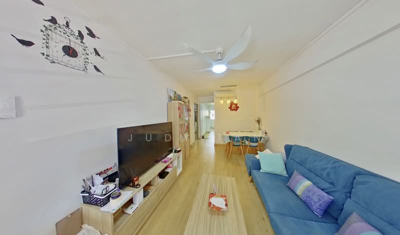 117 Potong Pasir Avenue 1, 117 Potong Pasir Avenue 1, 2 Bedrooms, 721 sqft, HDB Flat For Sale, by Judy Tan, 500153528 - Living Room - PropertyGuru.com.sg