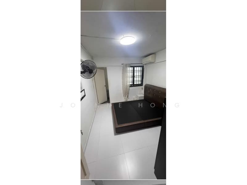 146 Bukit Batok West Avenue 6, 146 Bukit Batok West Avenue 6, 2 Bedrooms, 807 sqft, HDB Flat For Rent, by Joanne Hong, 500153536 - Bedroom - PropertyGuru.com.sg