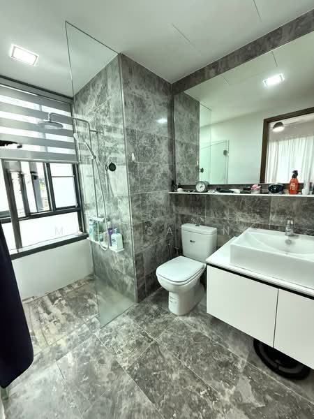 Parc Centros, 82 Punggol Central, 3 Bedrooms, 990 sqft, Condominium For Sale, by Melissa Ong, 500153538 - Bathroom - PropertyGuru.com.sg