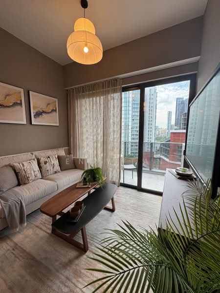 Grange 1866, 74 Grange Rd, 1 Bedroom, 527 sqft, Condominium For Sale, by Henry Tan, 500153542 - Living Room - PropertyGuru.com.sg