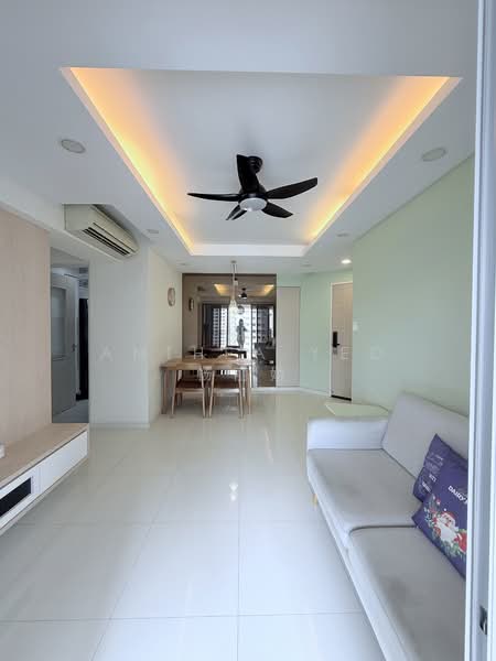 139B Lorong 1A Toa Payoh, 139B Lorong 1A Toa Payoh, 3 Bedrooms, 979 sqft, HDB Flat For Rent, by Anthea Yeo 杨丽娇, 500153544 - Living Room - PropertyGuru.com.sg