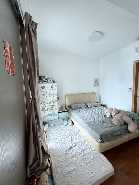 Eight Courtyards, 6 Canberra Drive, 2 Bedrooms, 915 sqft, Condominium For Sale, by James Mao, 500153553 - Bedroom - PropertyGuru.com.sg