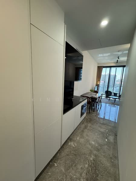 Martin Modern, 10 Martin Place, 2 Bedrooms, 764 sqft, Apartment For Sale, by King Tang, 500153554 - Interior - PropertyGuru.com.sg