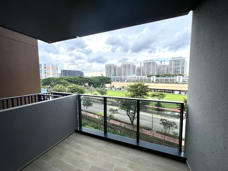 Parc Esta, 914 Sims Avenue, 1 Bedroom, 517 sqft, Condominium For Sale, by Ashley Thio, 500153568 - Balcony - PropertyGuru.com.sg
