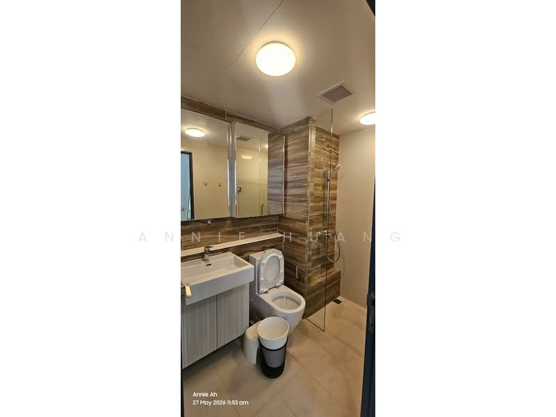 Gem Residences, , 2 Bedrooms, 678 sqft, Condominium For Sale, by Annie Huang, 500153582 - Bathroom - PropertyGuru.com.sg