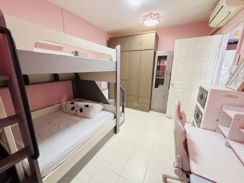 110 Teck Whye Lane, 110 Teck Whye Lane, 2 Bedrooms, 786 sqft, HDB Flat For Sale, by Goh Keng Yew, 500153583 - Bedroom - PropertyGuru.com.sg
