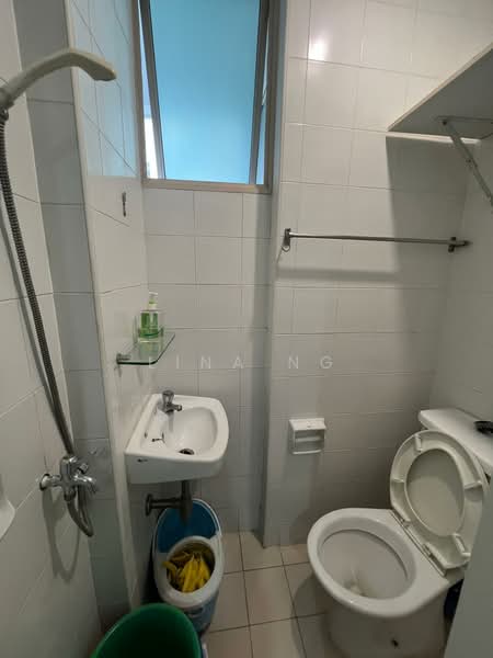 Northvale, 61 Choa Chu Kang Loop, 2 Bedrooms, 1,087 sqft, Condominium For Rent, by Lina Ng, 500153584 - Bathroom - PropertyGuru.com.sg