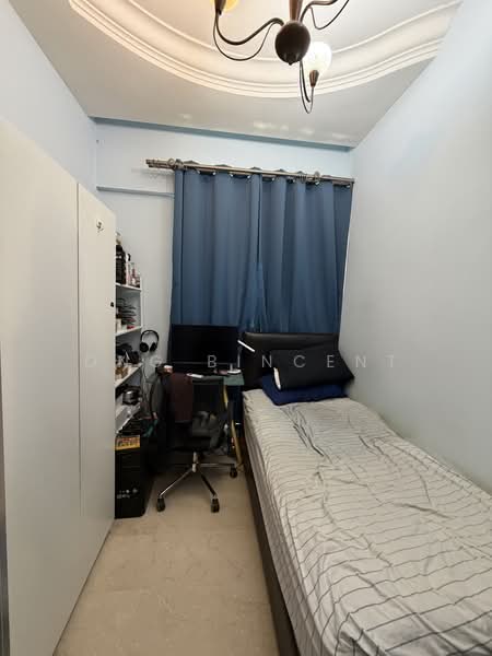 Simsville, 2 Geylang East Avenue 2, 3 Bedrooms, 1,249 sqft, Condominium For Sale, by Ong Bincent, 500153587 - Bedroom - PropertyGuru.com.sg