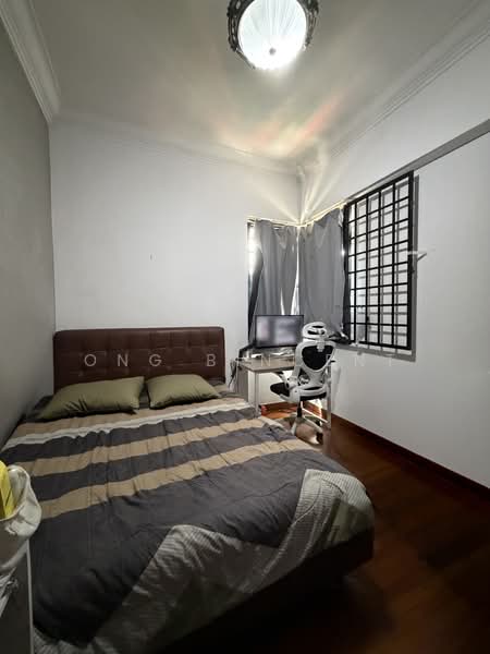 Simsville, 2 Geylang East Avenue 2, 3 Bedrooms, 1,249 sqft, Condominium For Sale, by Ong Bincent, 500153587 - Bedroom - PropertyGuru.com.sg