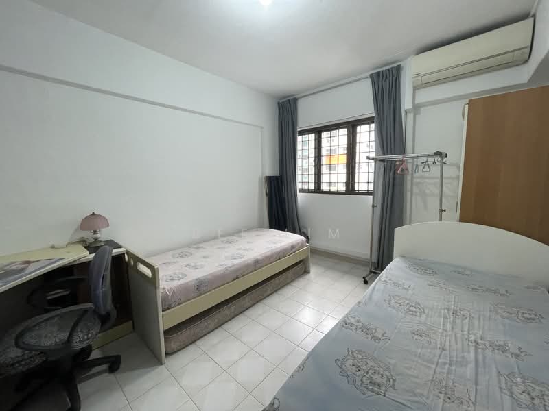 6 Teck Whye Avenue, 6 Teck Whye Avenue, Room Rental, 150 sqft, HDB Flat For Rent, by Bee Lim, 500153589 - Bedroom - PropertyGuru.com.sg