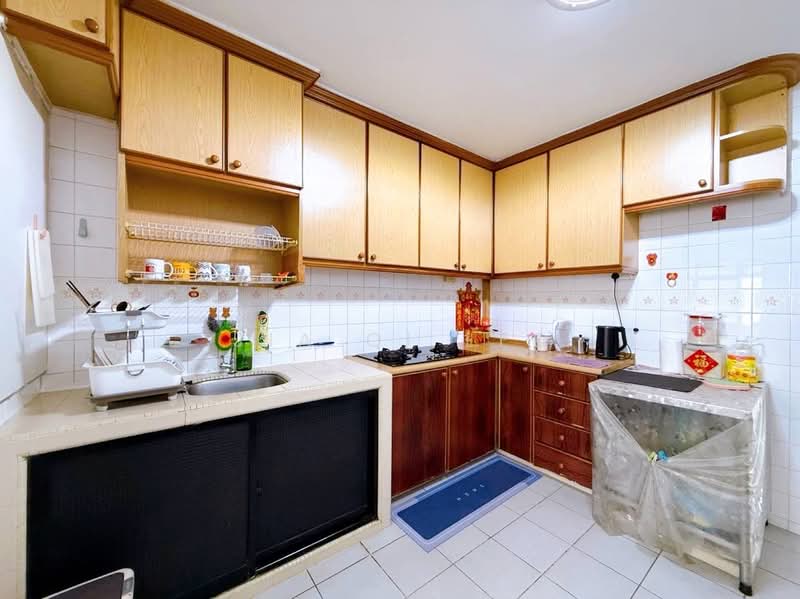 810 Woodlands Street 81, 810 Woodlands Street 81, 3 Bedrooms, 1,141 sqft, HDB Flat For Sale, by Jia Qi Lee, 500153590 - Kitchen - PropertyGuru.com.sg