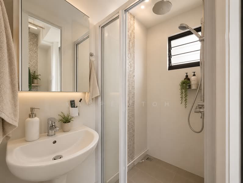 533 Bukit Batok Street 51, 533 Bukit Batok Street 51, 2 Bedrooms, 742 sqft, HDB Flat For Sale, by Kasper Toh, 500153599 - Bathroom - PropertyGuru.com.sg