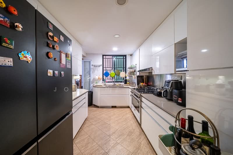 Pinevale, 2 Tampines Street 73, 3 Bedrooms, 1,292 sqft, Condominium For Sale, by Jollene Leow, 500153604 - Kitchen - PropertyGuru.com.sg
