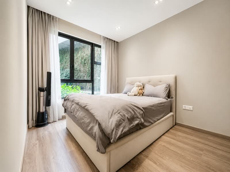 The Brownstone, 156 Canberra Drive, 3 Bedrooms, 883 sqft, Executive Condominium For Sale, by Frederick Neo, 500153606 - Bedroom - PropertyGuru.com.sg