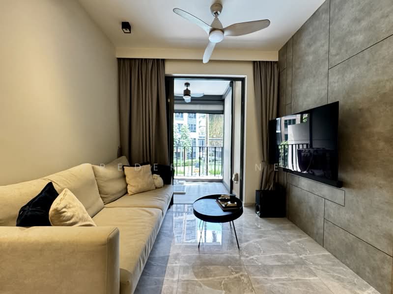The Brownstone, 156 Canberra Drive, 3 Bedrooms, 883 sqft, Executive Condominium For Sale, by Frederick Neo, 500153606 - Living Room - PropertyGuru.com.sg