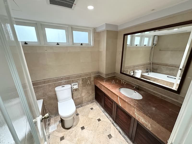 28 Petain Road, Jalan Berseh, 28 Petain Road, Room Rental, 200 sqft, Conservation House For Rent, by Rina Tan, 500153610 - Bathroom - PropertyGuru.com.sg